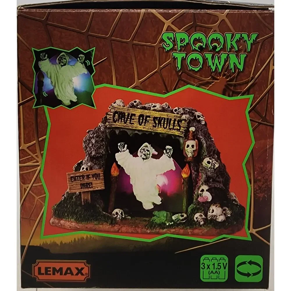 Lemax Spooky Town 2013 Cave Of Skulls #34602 Lighted and Animated Halloween